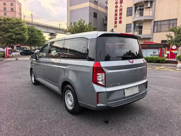 2022 Wuling Journey, серый, 1099000 рублей - вид 3