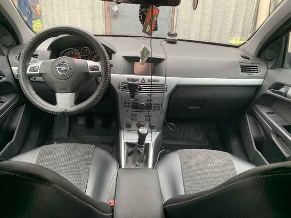 2011 Opel Astra H Рестайлинг, чёрный, 699999 рублей - вид 11