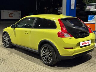 2012 Volvo C30 I Рестайлинг, жёлтый, 1050000 рублей, вид 3