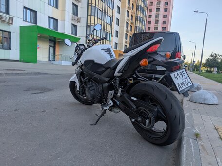 2015 Suzuki GSR 750, белый, 500000 рублей, вид 2