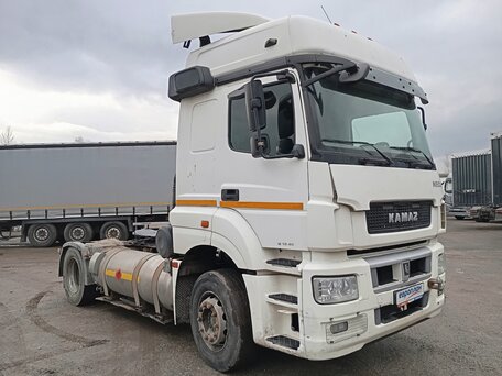2020 КамАЗ 5490, белый, 1745250 рублей, вид 2