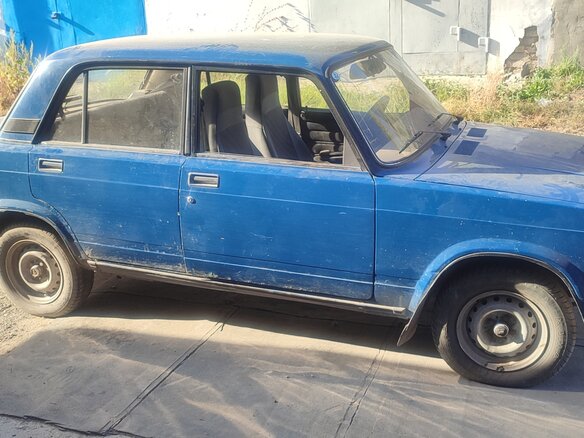 2004 Lada (ВАЗ) 2107, синий - вид 2