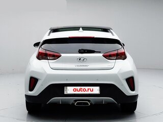 2018 Hyundai Veloster II, белый, 1615000 рублей, вид 4