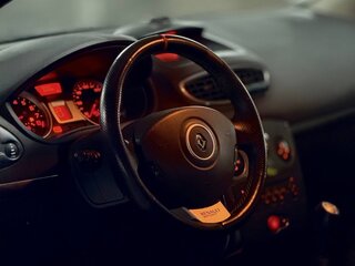 2008 Renault Clio RS III, красный, 750000 рублей, вид 2