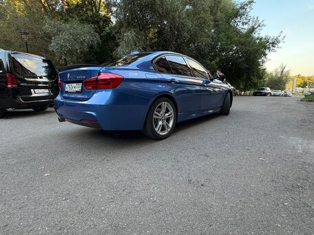 2018 BMW 3 серии 320d xDrive VI (F3x) Рестайлинг, синий, 2630000 рублей, вид 3