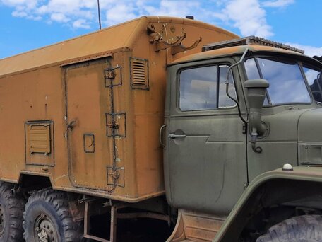 1976 Урал 375, зелёный, 750000 рублей, вид 1