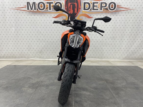 2020 KTM 390 Duke, оранжевый, 455000 рублей - вид 2