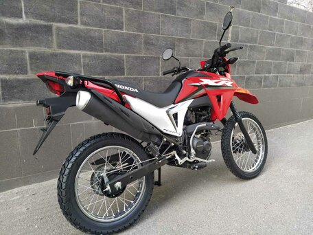 2025 Honda XR 190, красный, 399900 рублей, вид 5