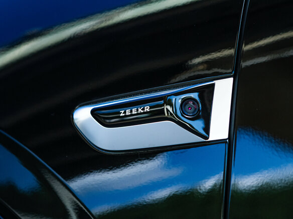 2026 Zeekr 8X 70 kWh, чёрный - вид 26