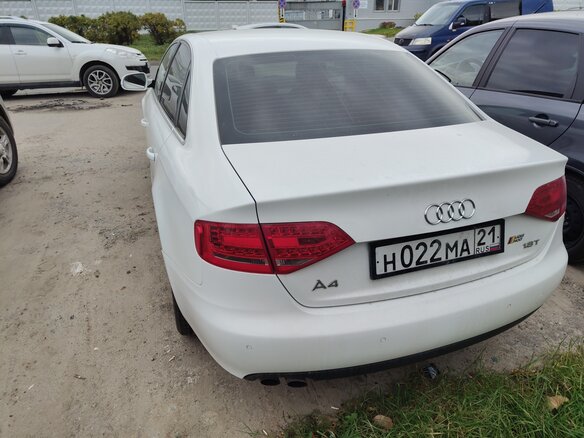 2010 Audi A4 IV (B8), белый, 850000 рублей - вид 7