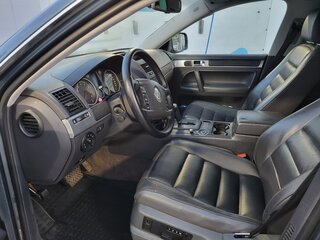 2004 Volkswagen Touareg I, серый, 1050000 рублей, вид 5