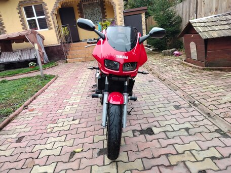 2000 Yamaha FZS600 Fazer, красный, 249999 рублей, вид 4
