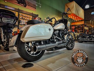 2018 Harley-Davidson Sport Glide, серебристый, 1900000 рублей, вид 5