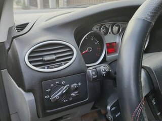 2008 Ford Focus II Рестайлинг, серый, 620000 рублей, вид 5