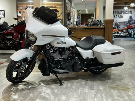 2025 Harley-Davidson Street Glide, белый, 3800000 рублей, вид 1