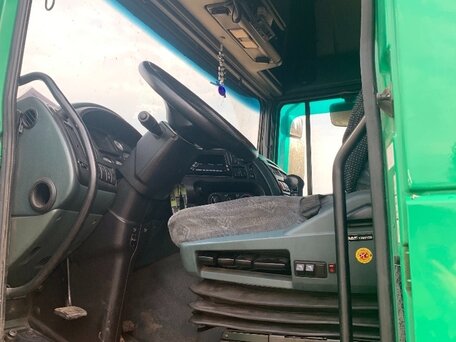 2003 DAF XF 95, зелёный, 2680000 рублей, вид 2
