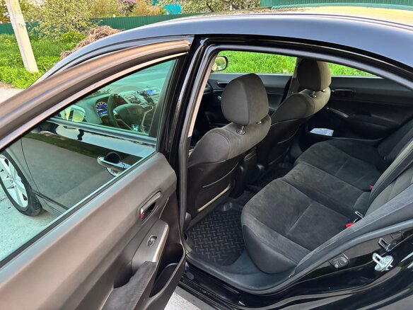 2010 Honda Civic VIII Рестайлинг, чёрный, 965000 рублей - вид 12