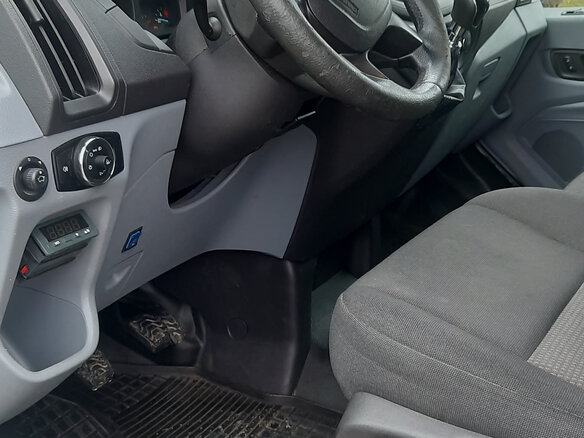 2015 Ford Transit, белый, 2500000 рублей - вид 3