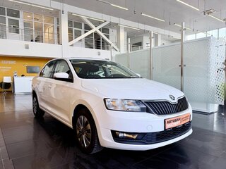 2019 Skoda Rapid I Рестайлинг, белый, 1270000 рублей, вид 3