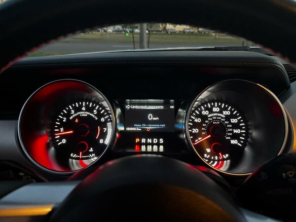 2022 Ford Mustang VI Рестайлинг, белый, 3900000 рублей - вид 8