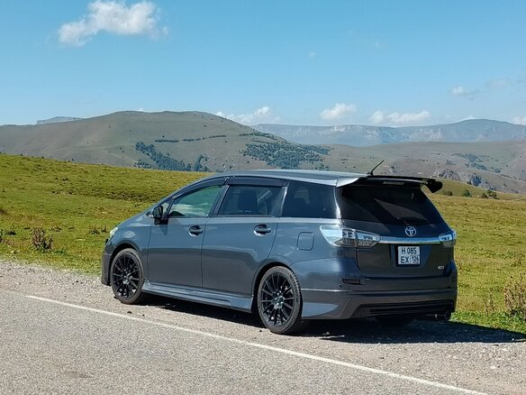 2012 Toyota Wish II Рестайлинг, серый, 1800000 рублей - вид 6