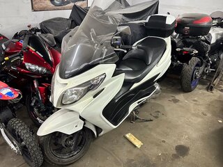 2008 Suzuki Burgman (SkyWave) 250, белый, 170000 рублей, вид 3