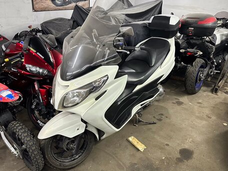 2008 Suzuki Burgman (SkyWave) 250, белый, 170000 рублей, вид 3