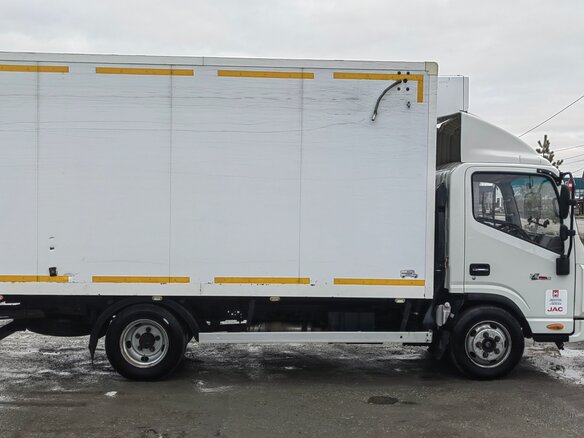 2017 JAC N56, белый, 1600000 рублей - вид 3