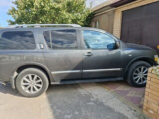2009 Infiniti QX56 I Рестайлинг, серый, 1800000 рублей, вид 2