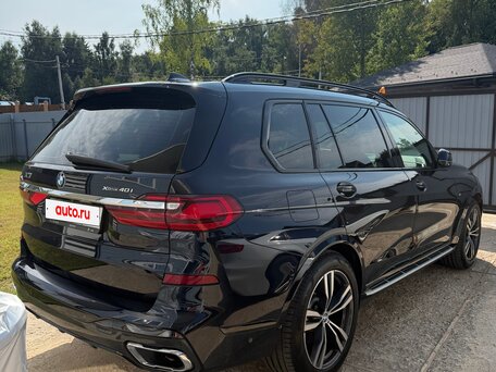 2021 BMW X7 40i I (G07), чёрный, 9900000 рублей, вид 3