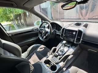 2016 Porsche Cayenne Diesel II Рестайлинг (958), белый, 4800000 рублей, вид 5