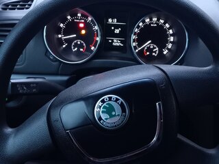 2013 Skoda Yeti I, коричневый, 1400000 рублей, вид 4