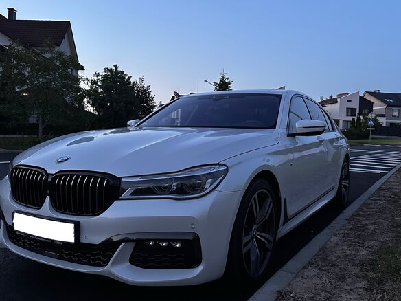2018 BMW 7 серии Long 740Ld xDrive VI (G11/G12), белый, 4220000 рублей