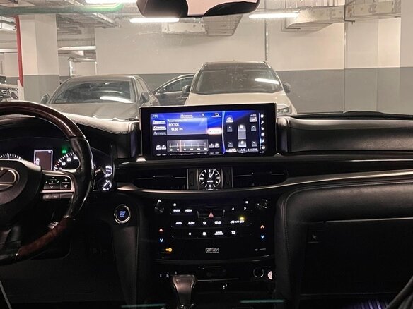2016 Lexus LX 570 III Рестайлинг 2, чёрный, 6000000 рублей - вид 10