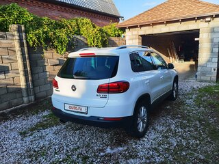 2016 Volkswagen Tiguan I Рестайлинг, белый, 1830000 рублей, вид 4