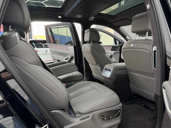 2026 Denza N9 46.9 kWh, чёрный - вид 16