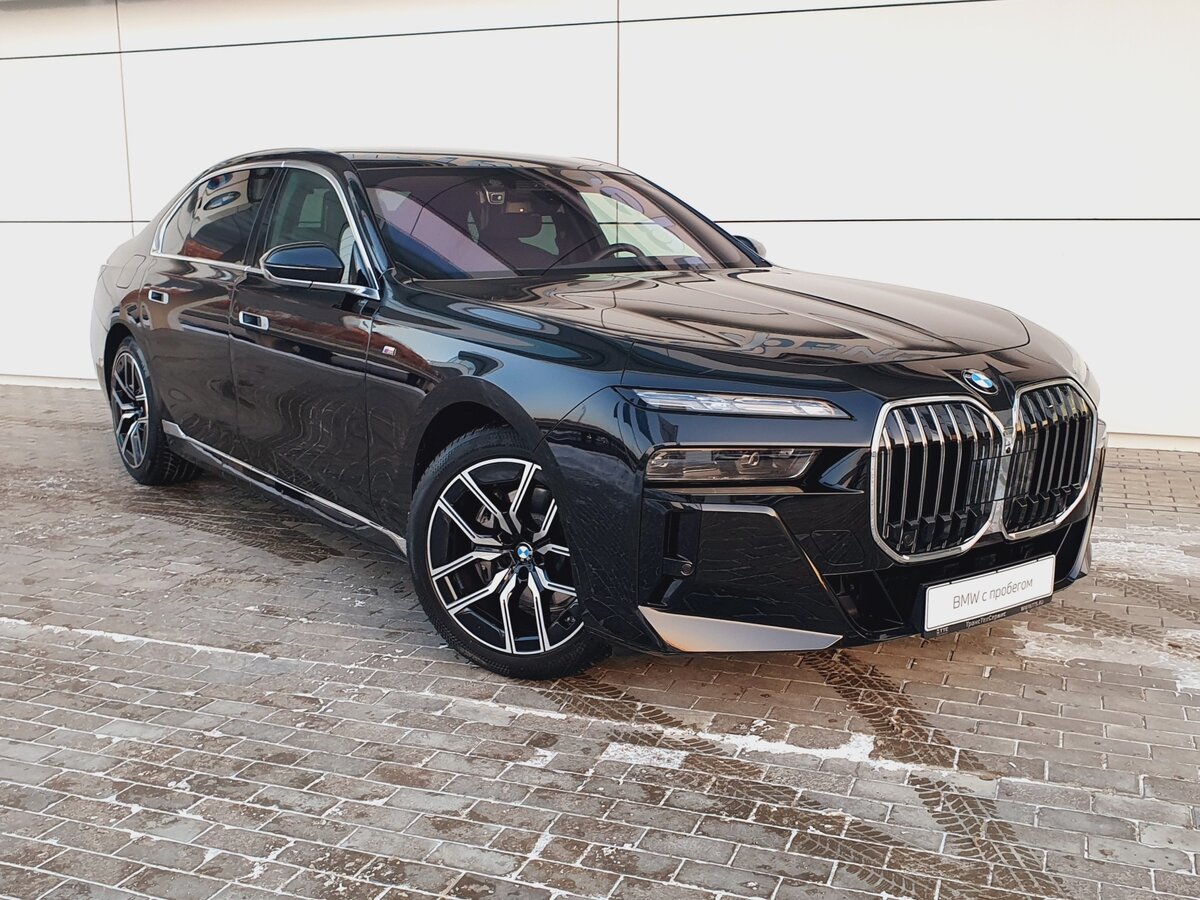 Открыть фотографии: BMW 7 серии VII (G70)