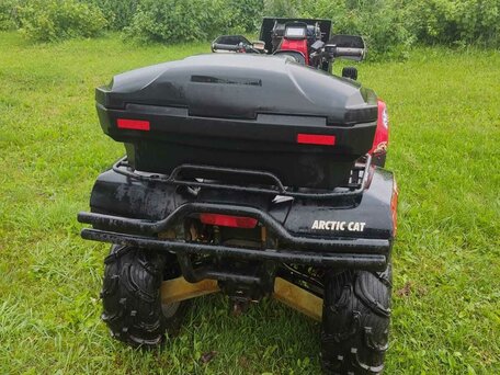 2014 Arctic Cat 700 Series, красный, 580000 рублей, вид 1