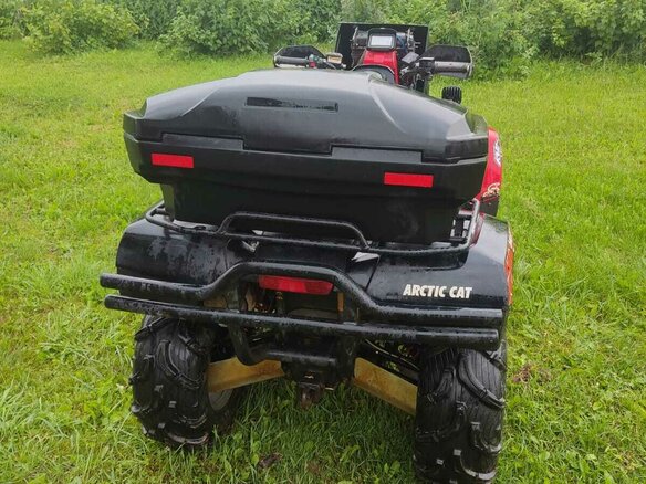 2014 Arctic Cat 700 Series, красный