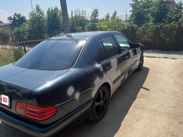 1999 Mercedes-Benz E-Класс 240 II (W210, S210), синий, 550000 рублей - вид 15