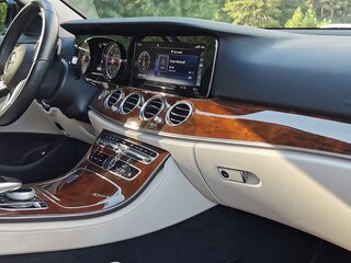 2018 Mercedes-Benz E-Класс 220 d V (W213, S213, C238), чёрный, 2800000 рублей, вид 3