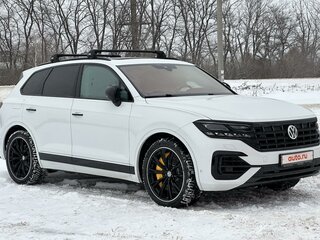 2019 Volkswagen Touareg III, белый, 5500000 рублей, вид 2