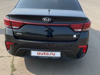 2020 Kia Rio IV, чёрный, 1600000 рублей, вид 4