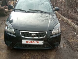 2011 Kia Rio II Рестайлинг, чёрный, 700000 рублей, вид 2