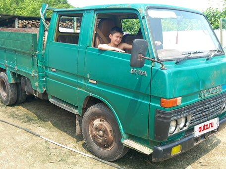 1987 Toyota Dyna, зелёный, 590000 рублей, вид 1