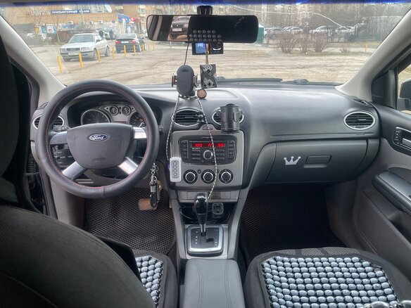 2011 Ford Focus II Рестайлинг, чёрный, 600000 рублей - вид 6