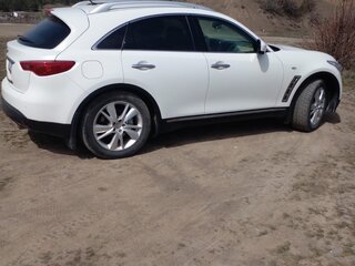 2013 Infiniti FX37 II (S51) Рестайлинг, белый, 2000000 рублей, вид 4