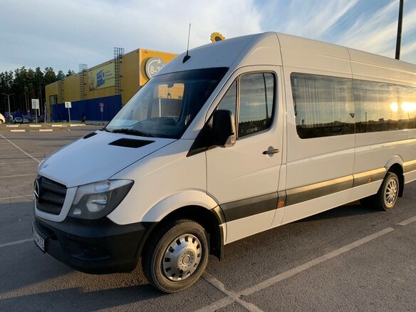 2014 Mercedes-Benz Sprinter, белый, 2200000 рублей - вид 1