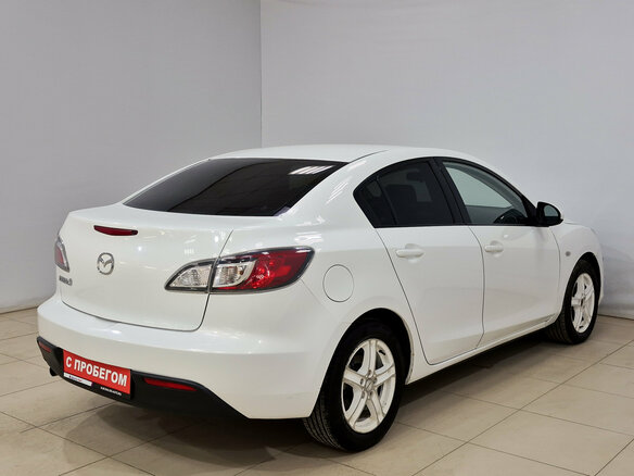 2011 Mazda 3 II (BL) Рестайлинг, белый - вид 3