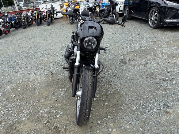 2023 Harley-Davidson Nightster, чёрный - вид 13